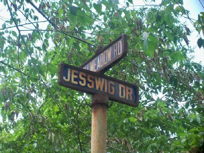 Old Jesswig Drive street sign